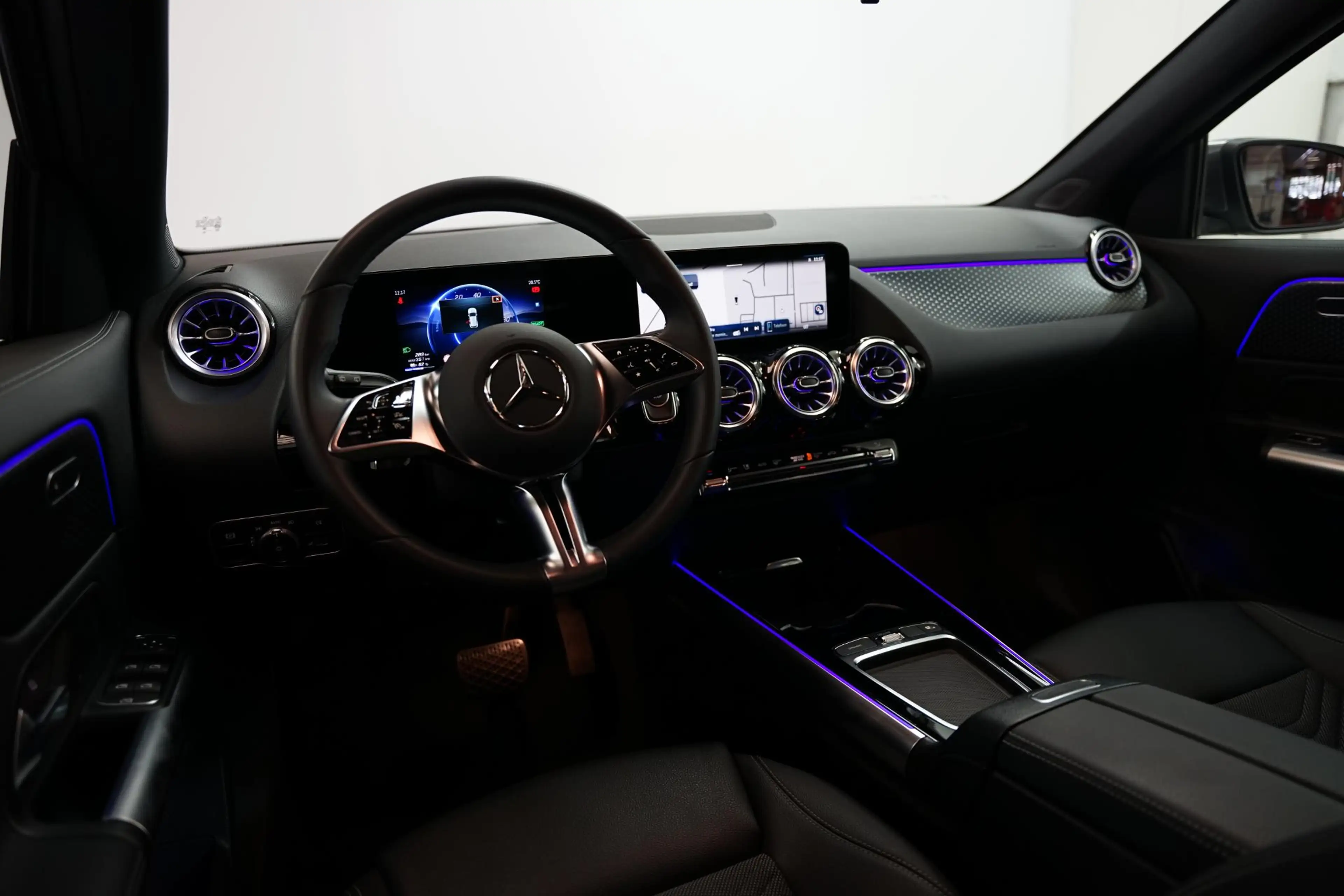 Mercedes-Benz EQA 250 EQA 250+ Essential Line LIMITED — photo 12