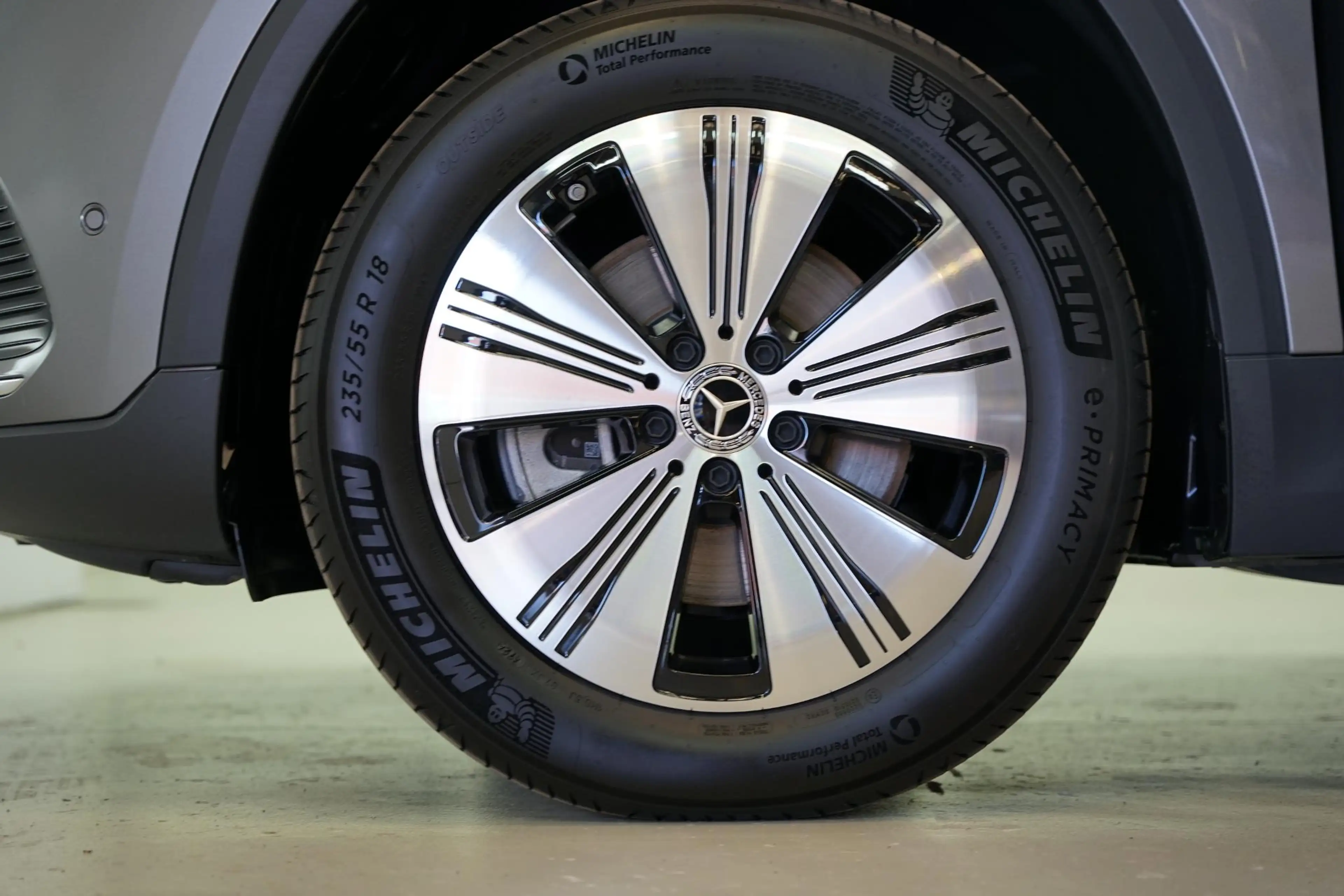 Mercedes-Benz EQA 250 EQA 250+ Essential Line LIMITED — photo 14