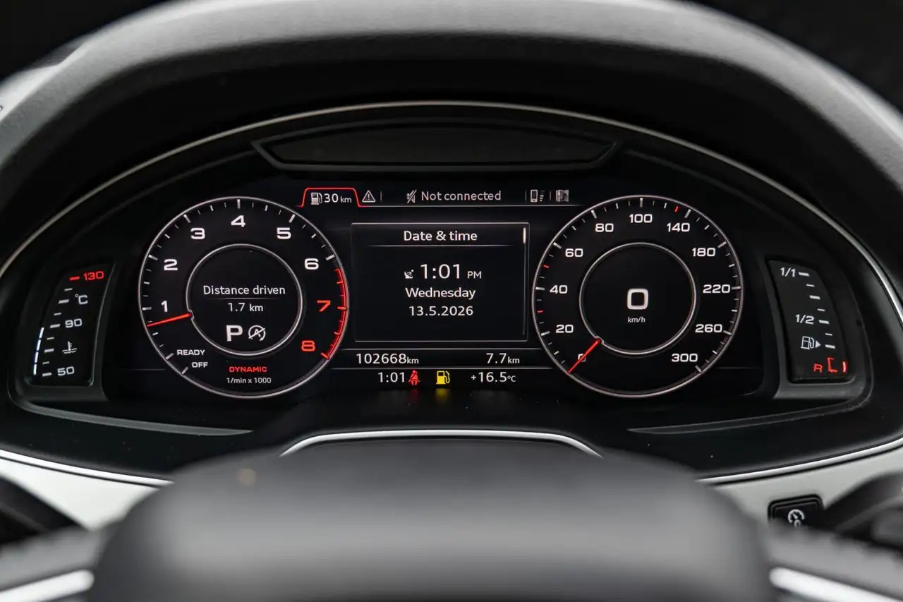 Audi Q7 снимка Audi Q7