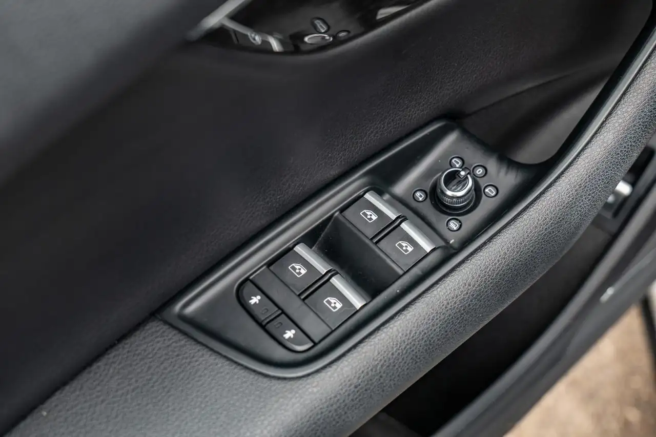 Audi Q7 снимка Audi Q7
