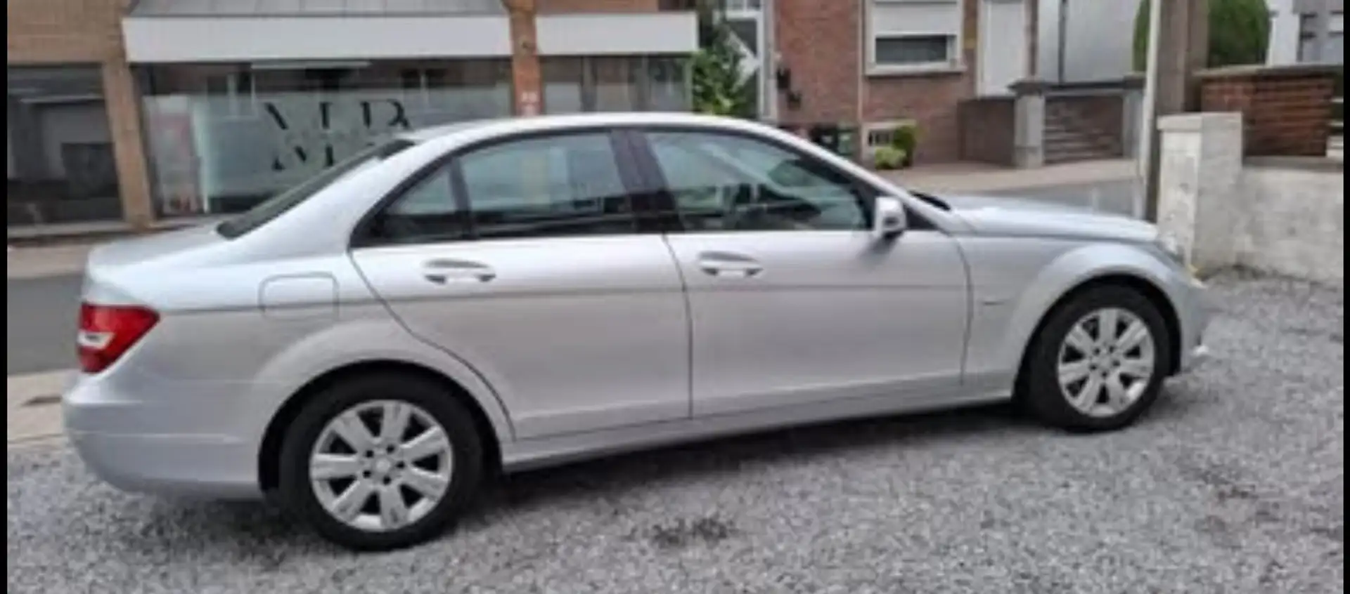 Mercedes-Benz CE 200 - 2