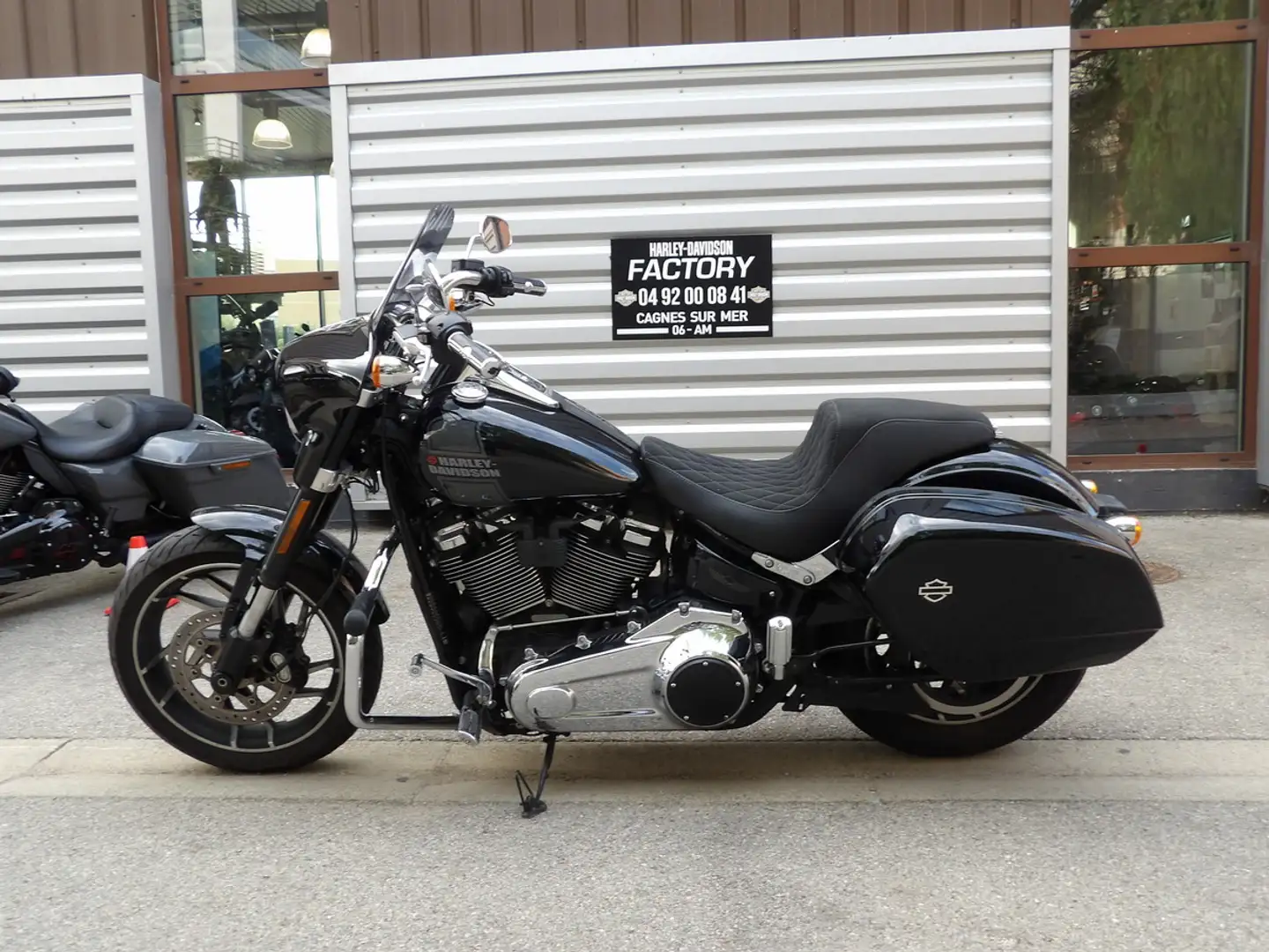 Harley-Davidson Sport Glide - 2