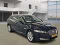 Jaguar XF Sportbrake 2.2D S Business Edition Schwarz - thumbnail 2