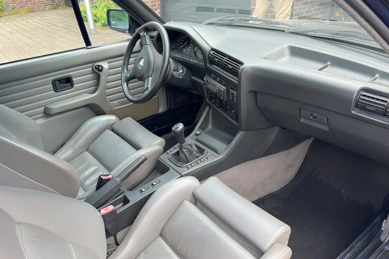 BMW 325 E30 i Cabrio | hardtop | windscherm | origineel, foto 7