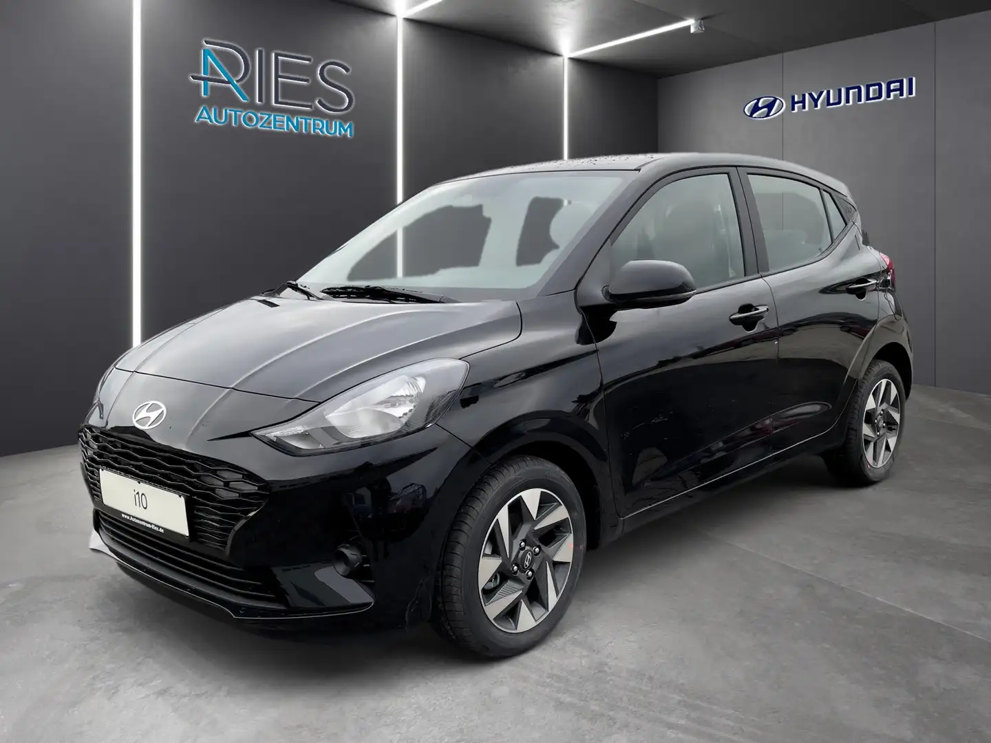 Hyundai i10 1.2 Trend *LED*LKAS*NAVI*CARPLAY*FCA* Noir - 1