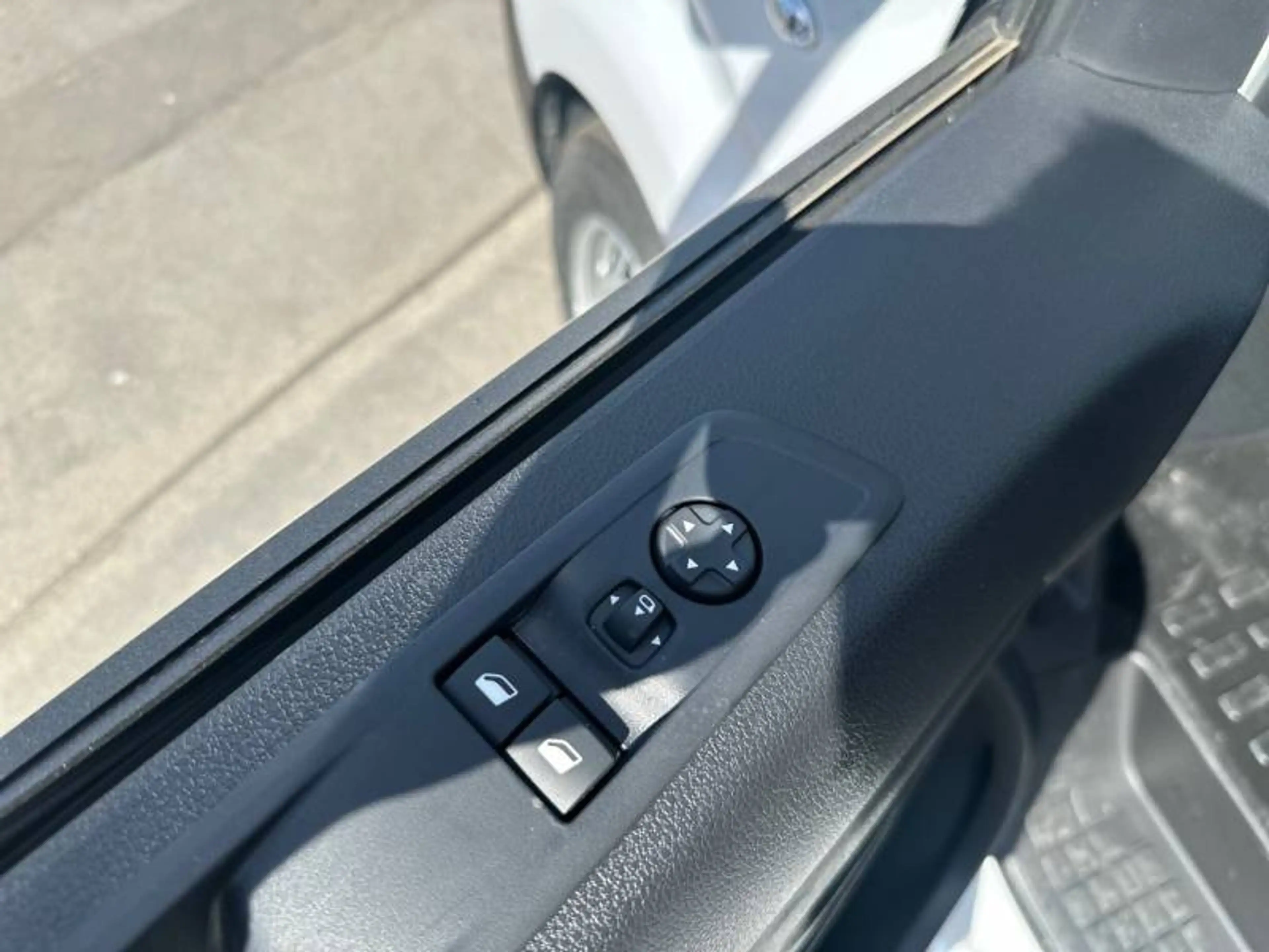 Citroen Jumpy 3 M 1.5 BlueHDi 120 S&S BVM6 - — photo 12