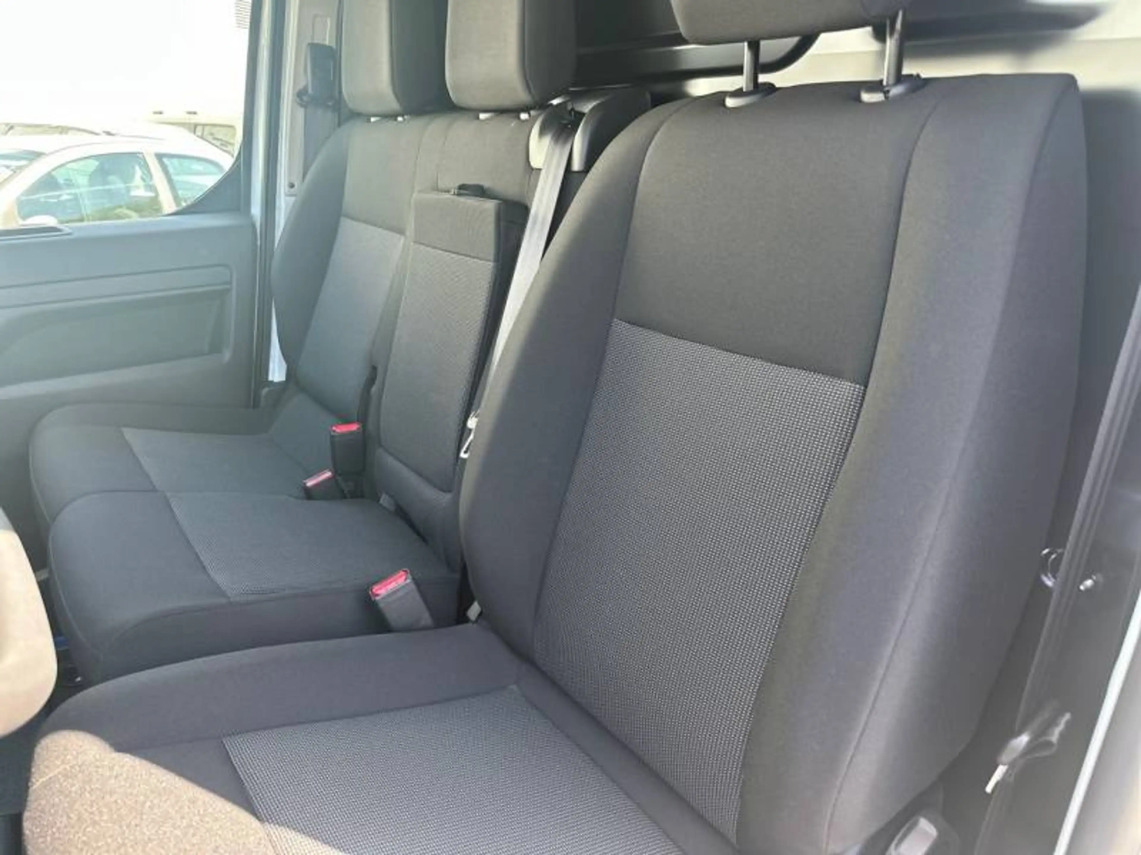 Citroen Jumpy 3 M 1.5 BlueHDi 120 S&S BVM6 - — photo 9
