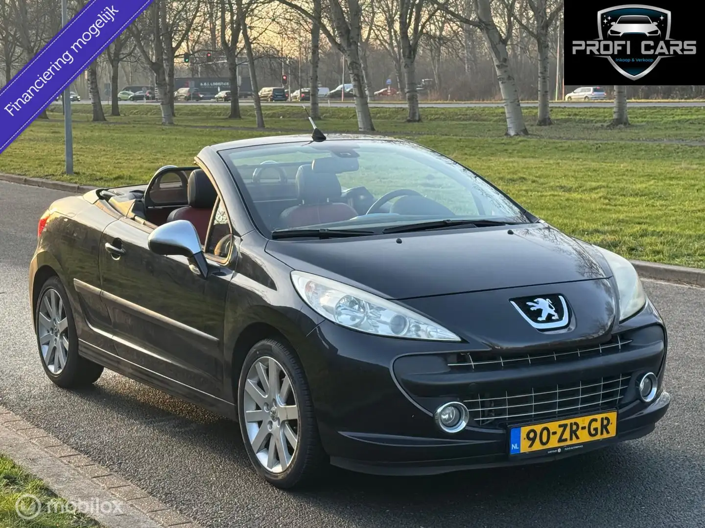 Peugeot 207 CC 1.6-16V T Sport Schwarz - 1