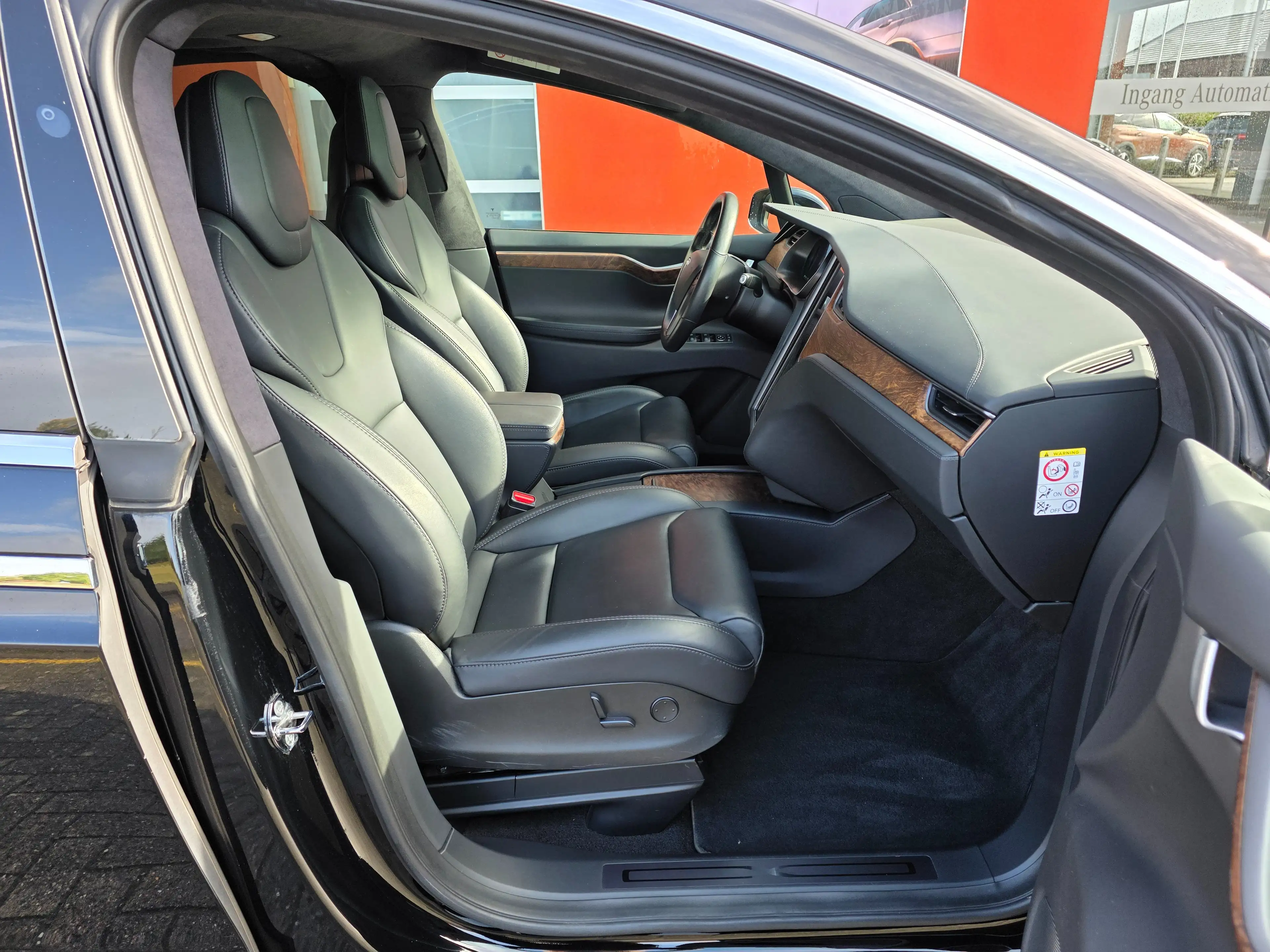 Tesla Model X Model X Dual Motor Long Range — photo 11