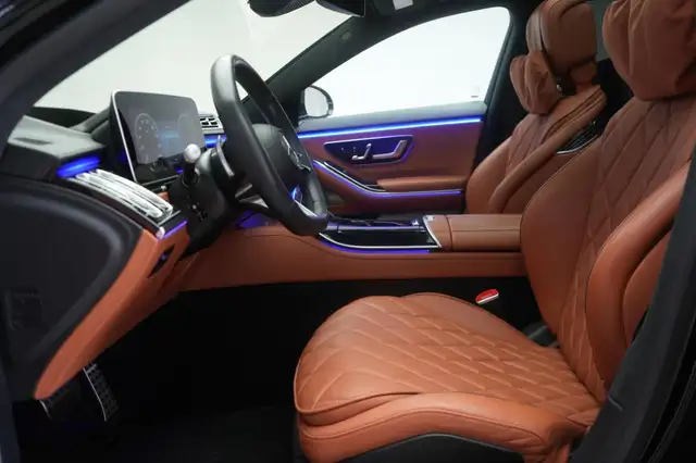 Mercedes-Benz E view 14