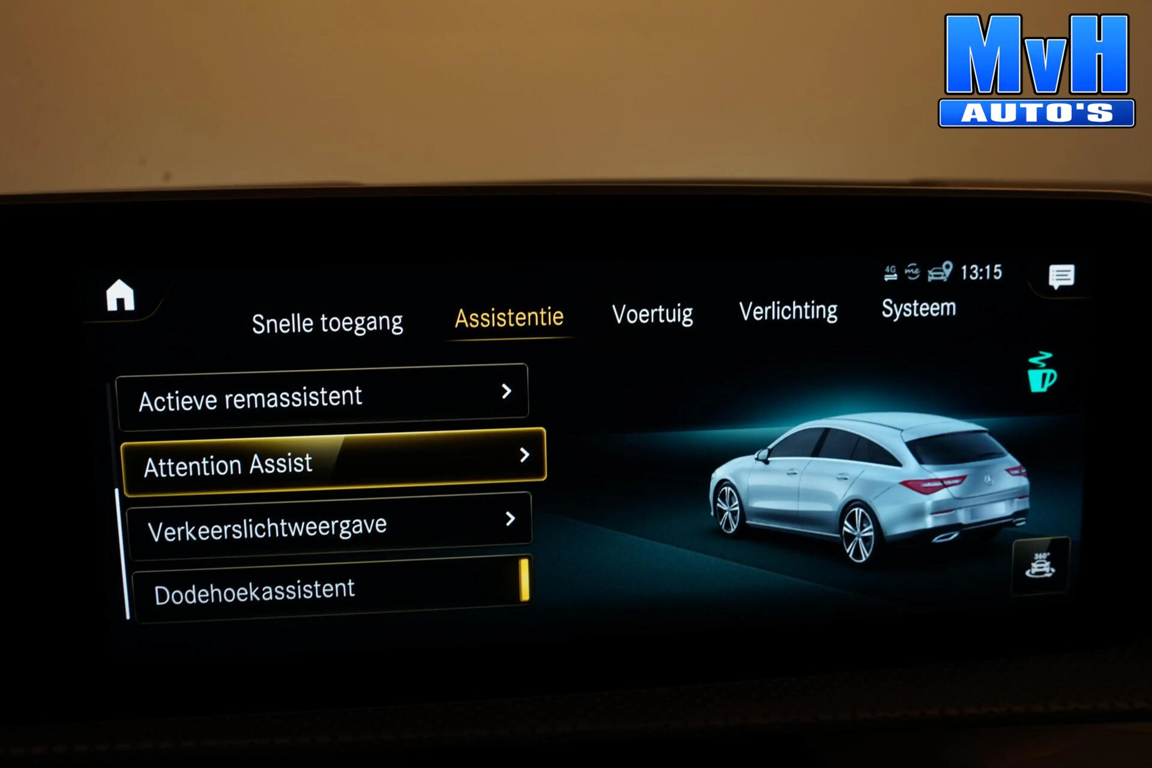 Mercedes-Benz CLA 200 Shooting Brake AMG|PANO|FULL-OPTIONS — photo 11