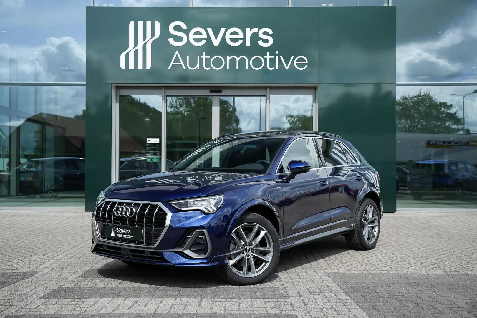 Audi Q3 45 TFSI e S edition S Line | Panorama dak | Adapti Bleu - 1