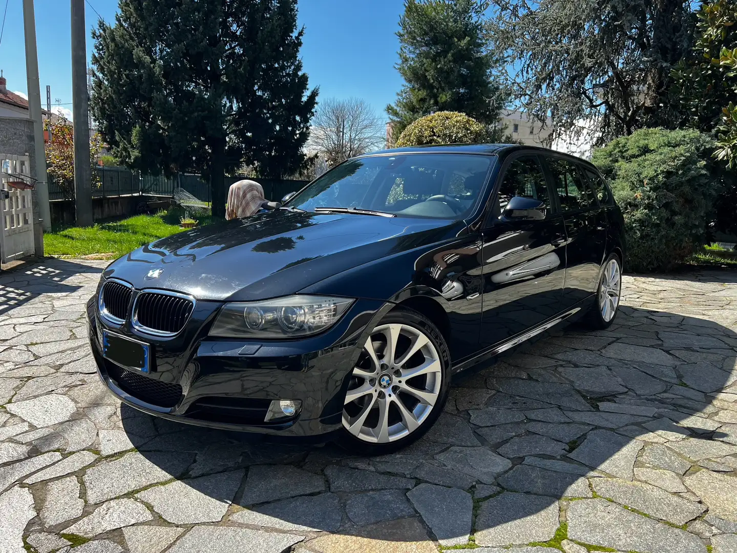 BMW 318 Serie 3 E91 Touring 318i Touring Attiva FL Nero - 1