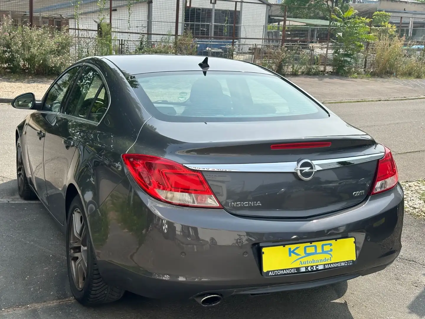 Opel Insignia 2.0 CDTI Sport Grau - 2