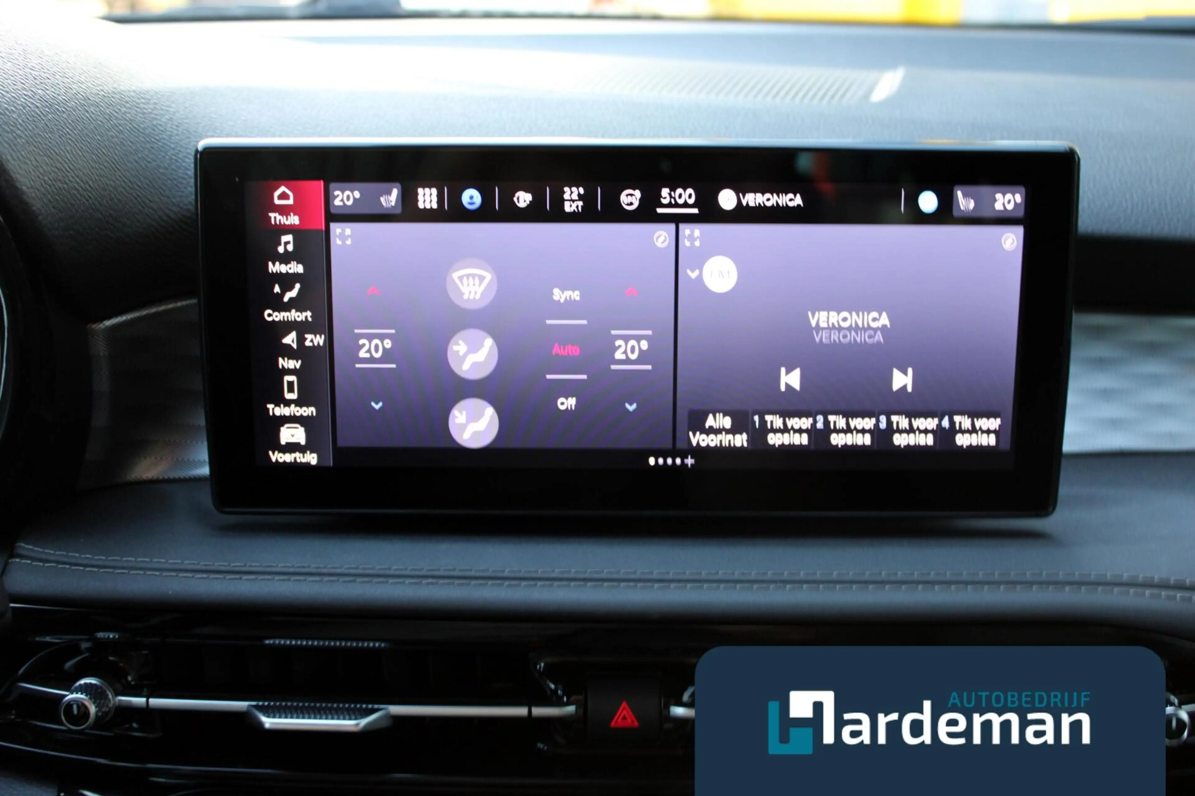 Alfa Romeo Tonale 1.3T PHEV Q4 Veloce H/K Leder 360 — photo 14