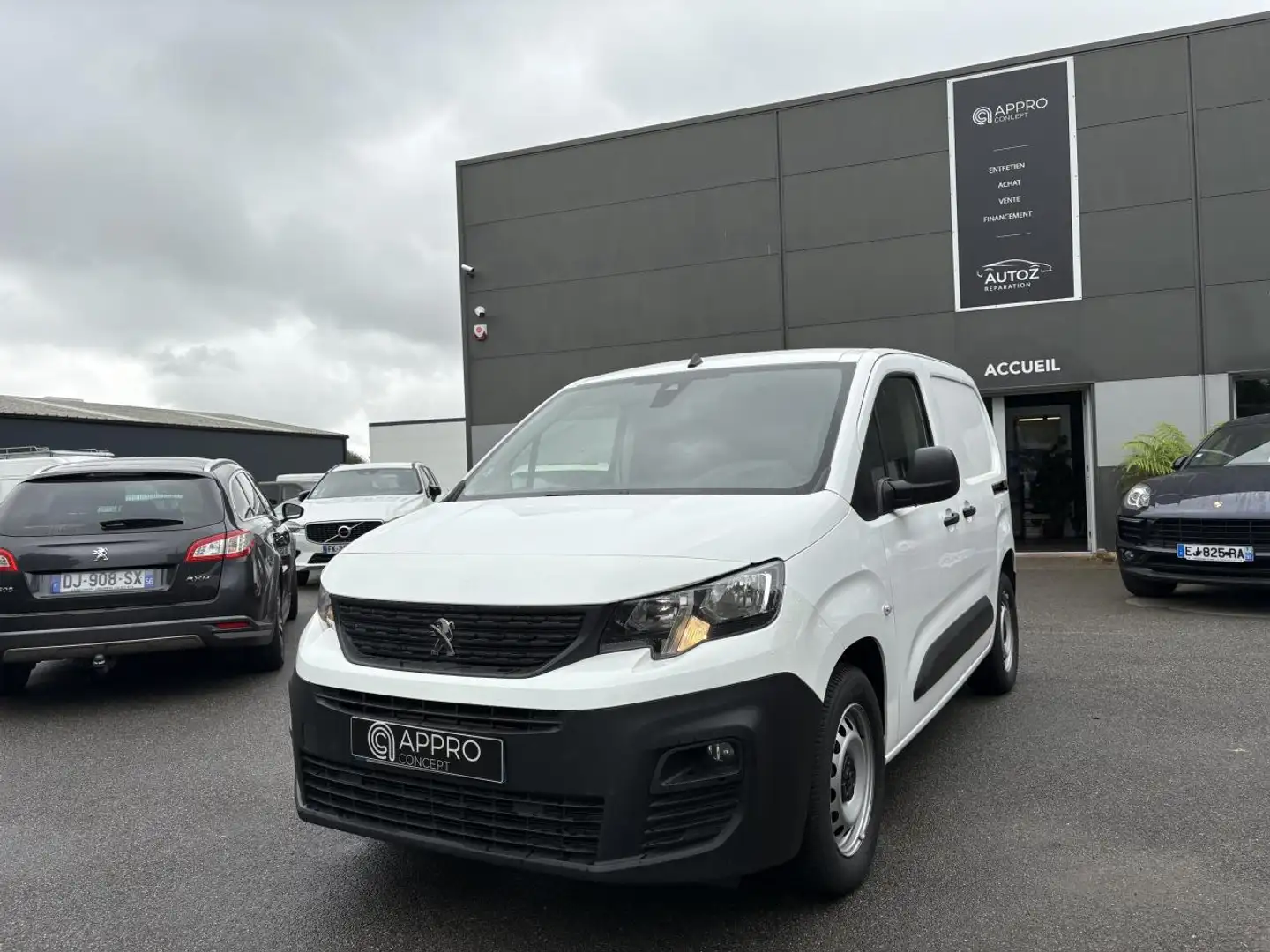 Peugeot Partner Partner Standard 650KG 1.2i PureTech S\u0026S - 11 Blanc - 2