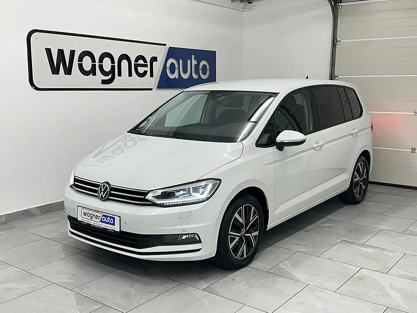 Volkswagen Touran Comfortline 2,0 TDI SCR-LED/ACC/Navi/el.AHK/RFK... Weiß - 2
