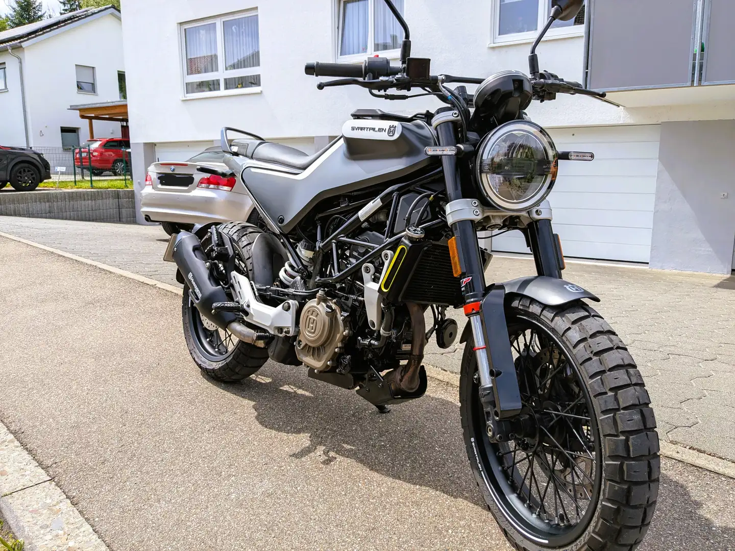 Husqvarna Svartpilen 125 Чорний - 1