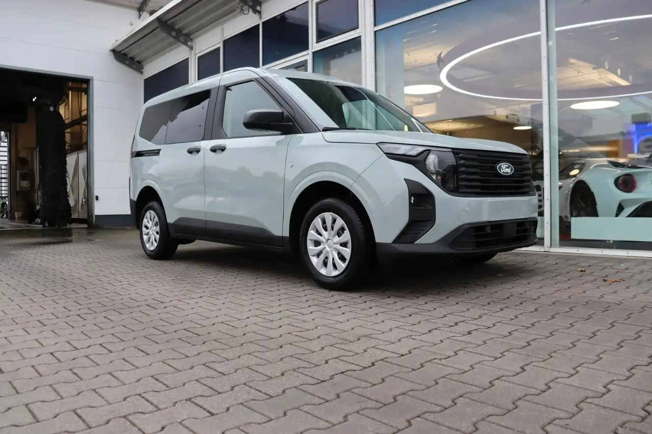 Ford Transit Courier