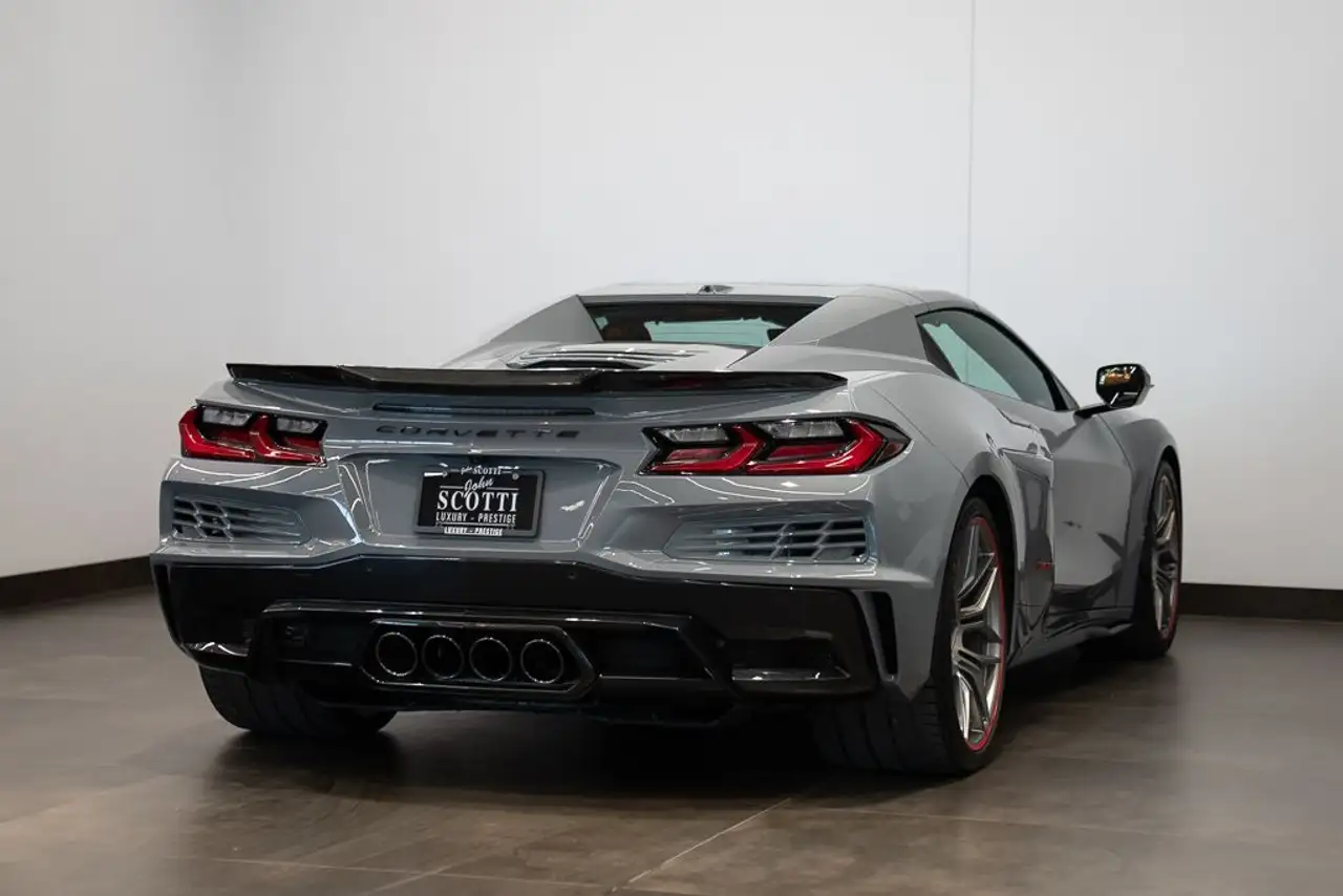 Chevrolet Corvette photo Chevrolet Corvette