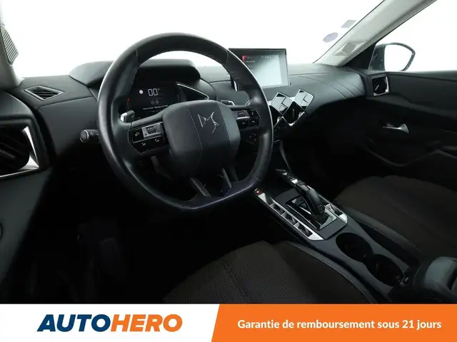 DS Automobiles DS 3 Crossback view 11