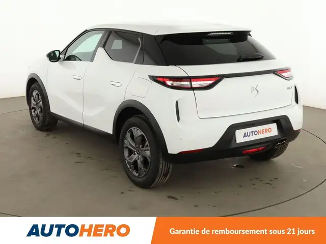 DS Automobiles DS 3 Crossback view 4