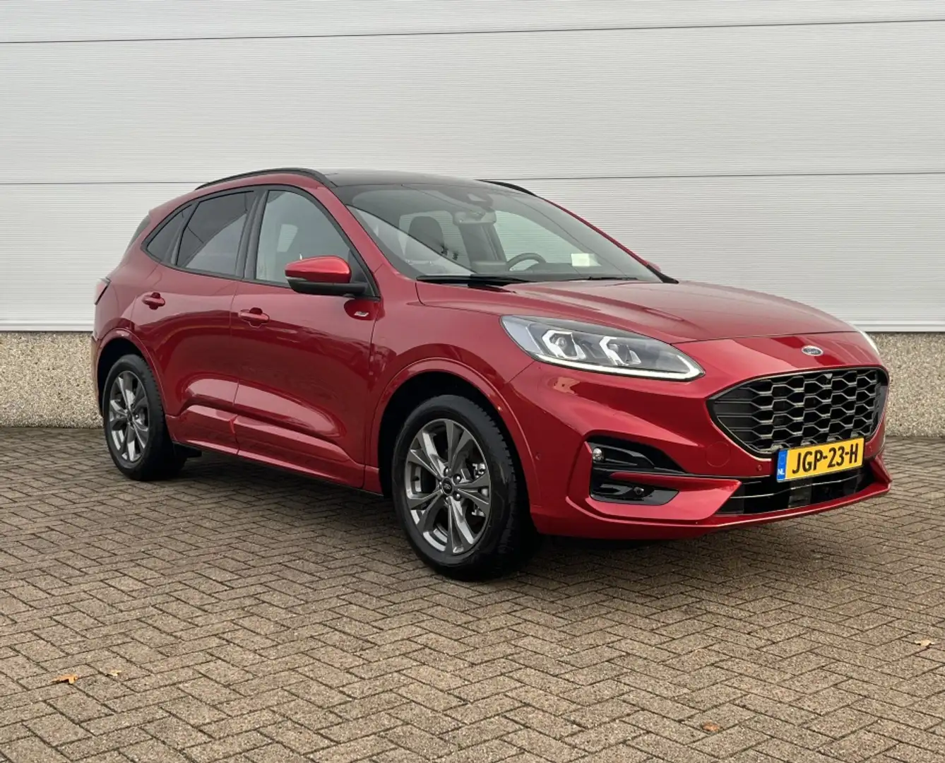 Ford Kuga 2.5 HEV ST-Line X PANODAK, TREKHAAK, WINTER-TECHPA Rot - 2