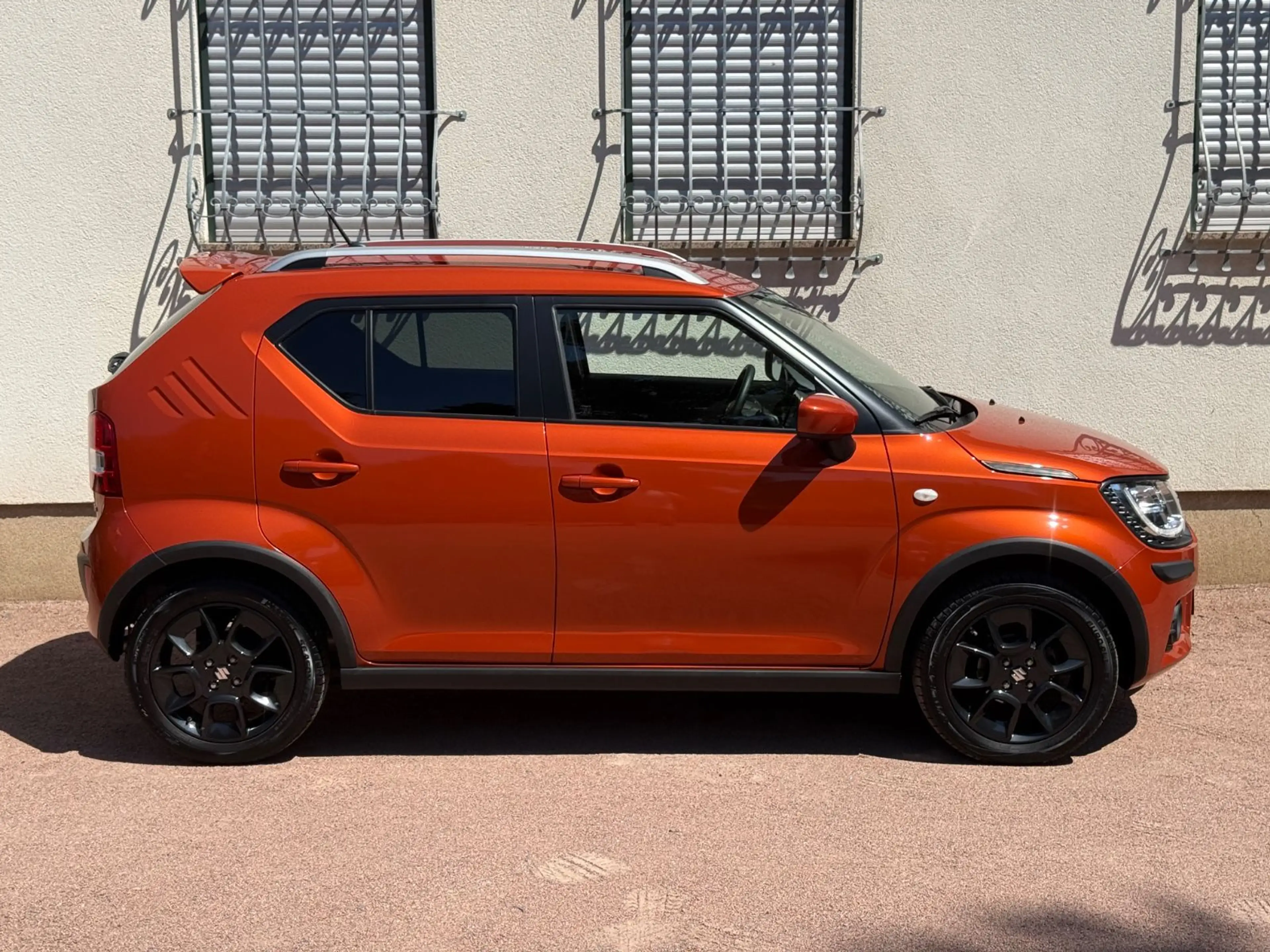 Suzuki Ignis Mod.20 4x4 erst 17Tkm LED  RFK NAVI AHK — photo 4