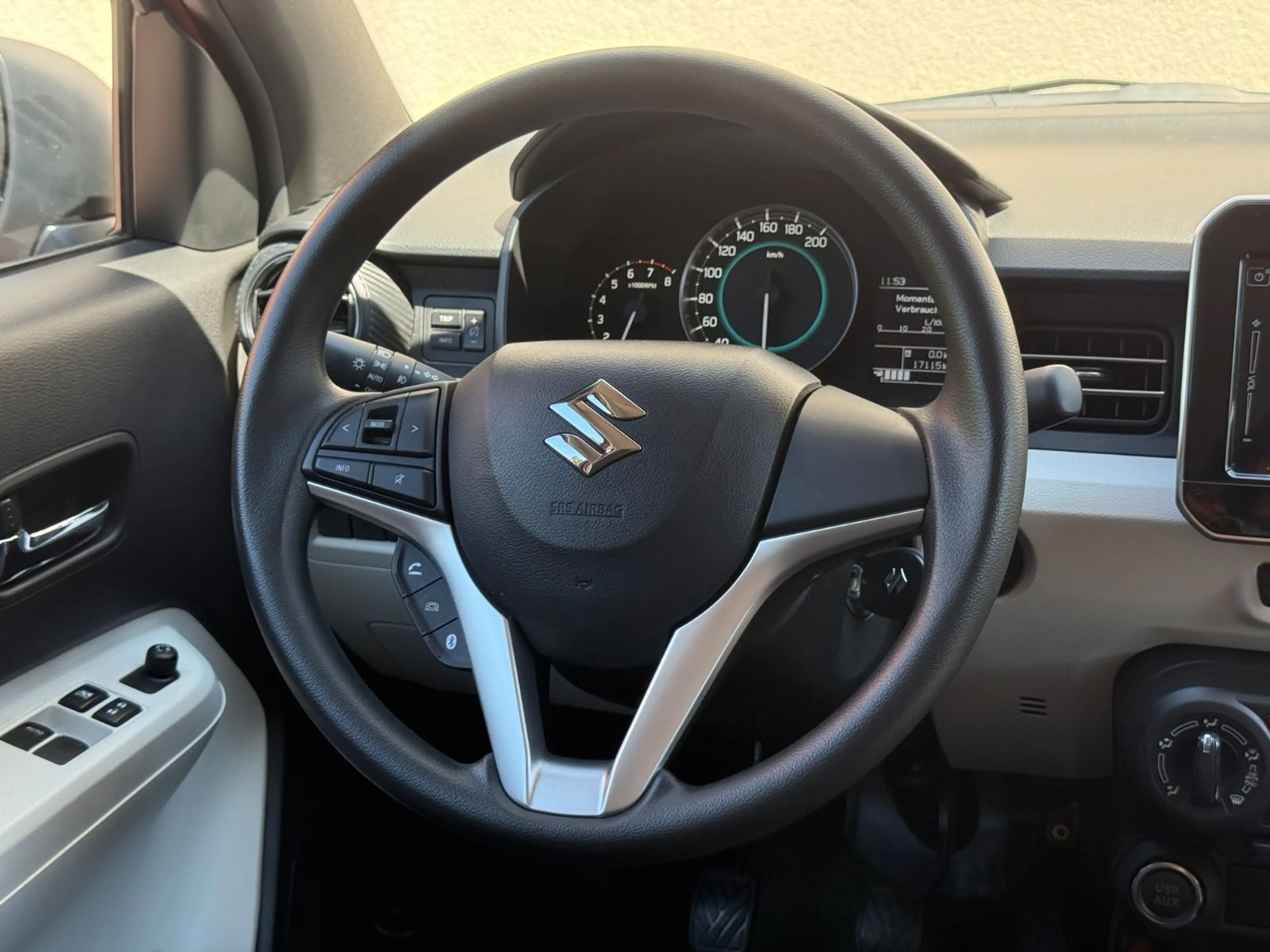 Suzuki Ignis Mod.20 4x4 erst 17Tkm LED  RFK NAVI AHK — photo 13