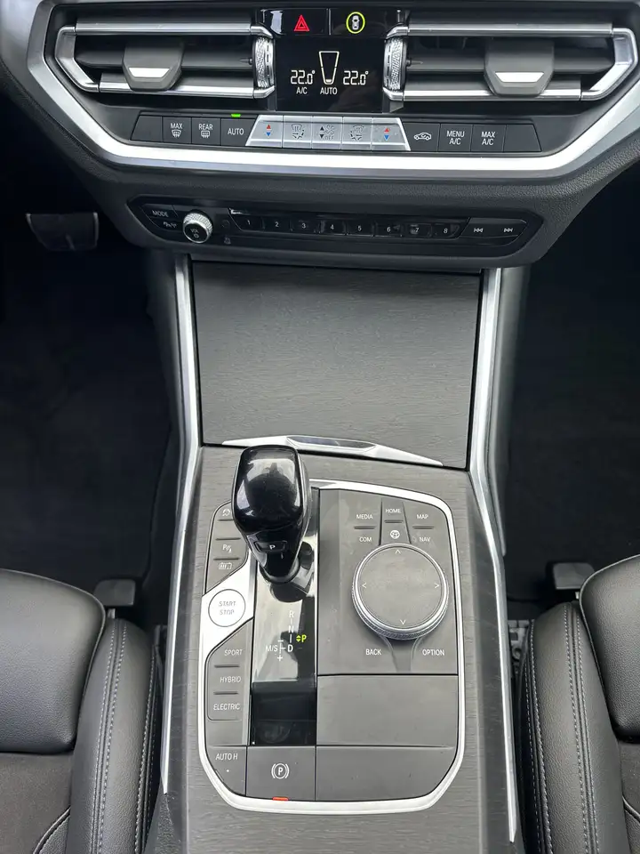 BMW 330 Limousine M-Sport NAV+LED+TEMPOMAT+18ZO+PP 12