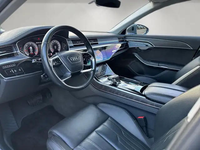 Audi A8 view 9