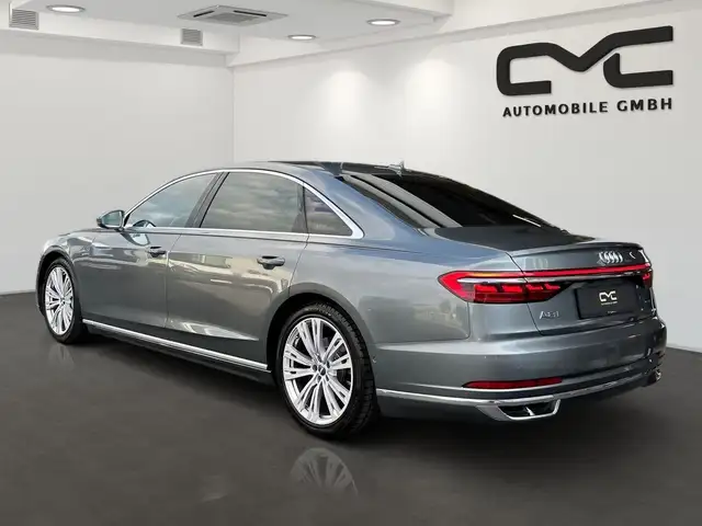 Audi A8 view 3