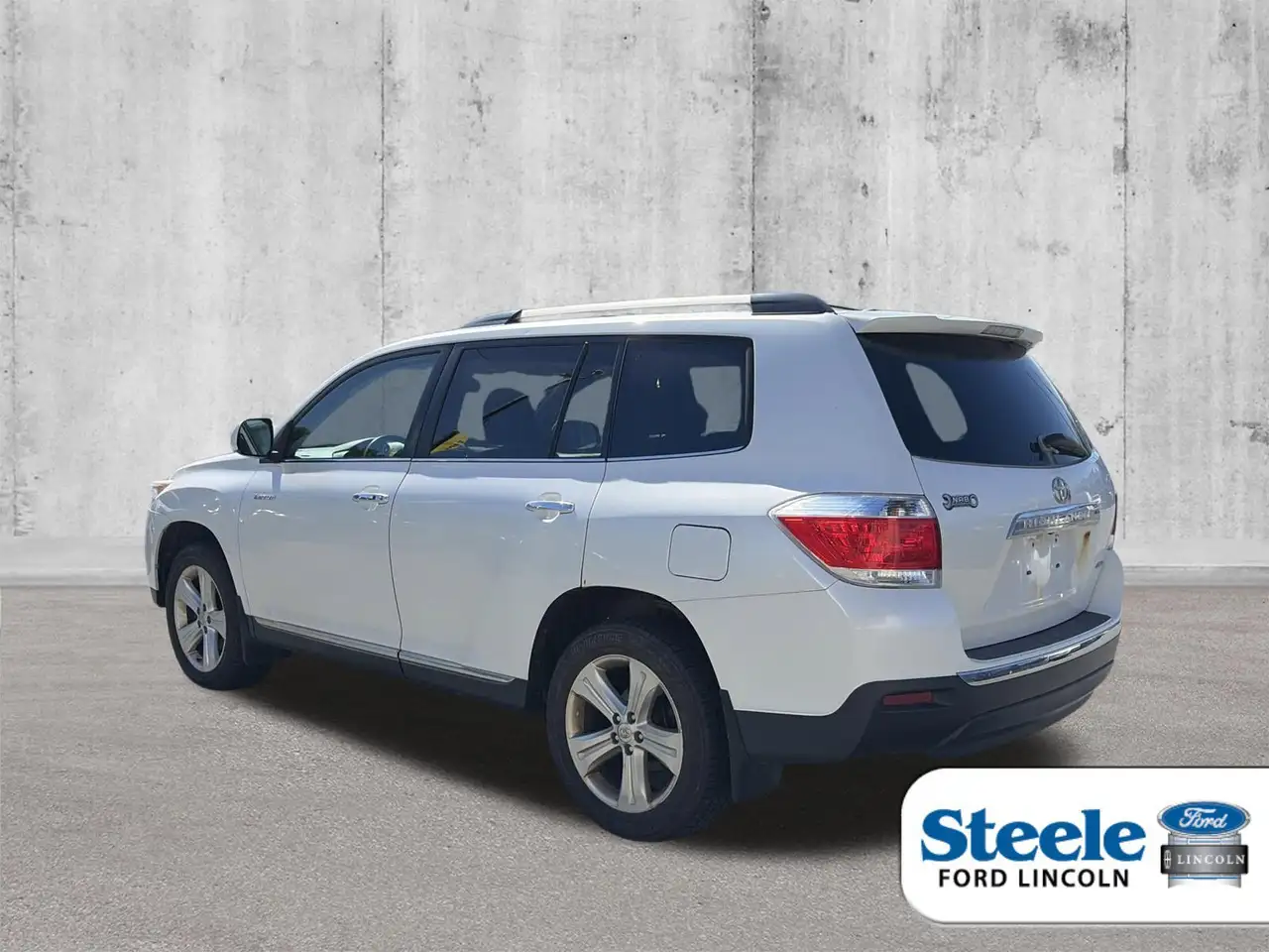Toyota Highlander снимка Toyota Highlander
