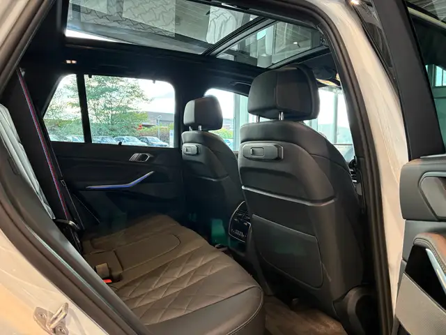 BMW X5 view 30