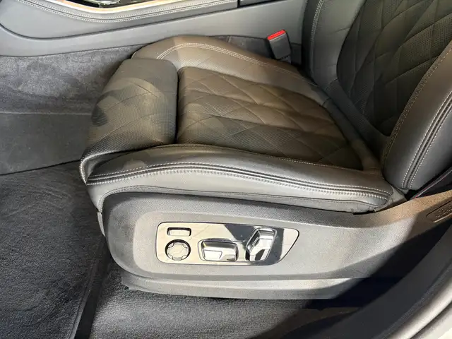 BMW X5 view 20