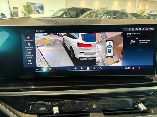 BMW X5 view 23