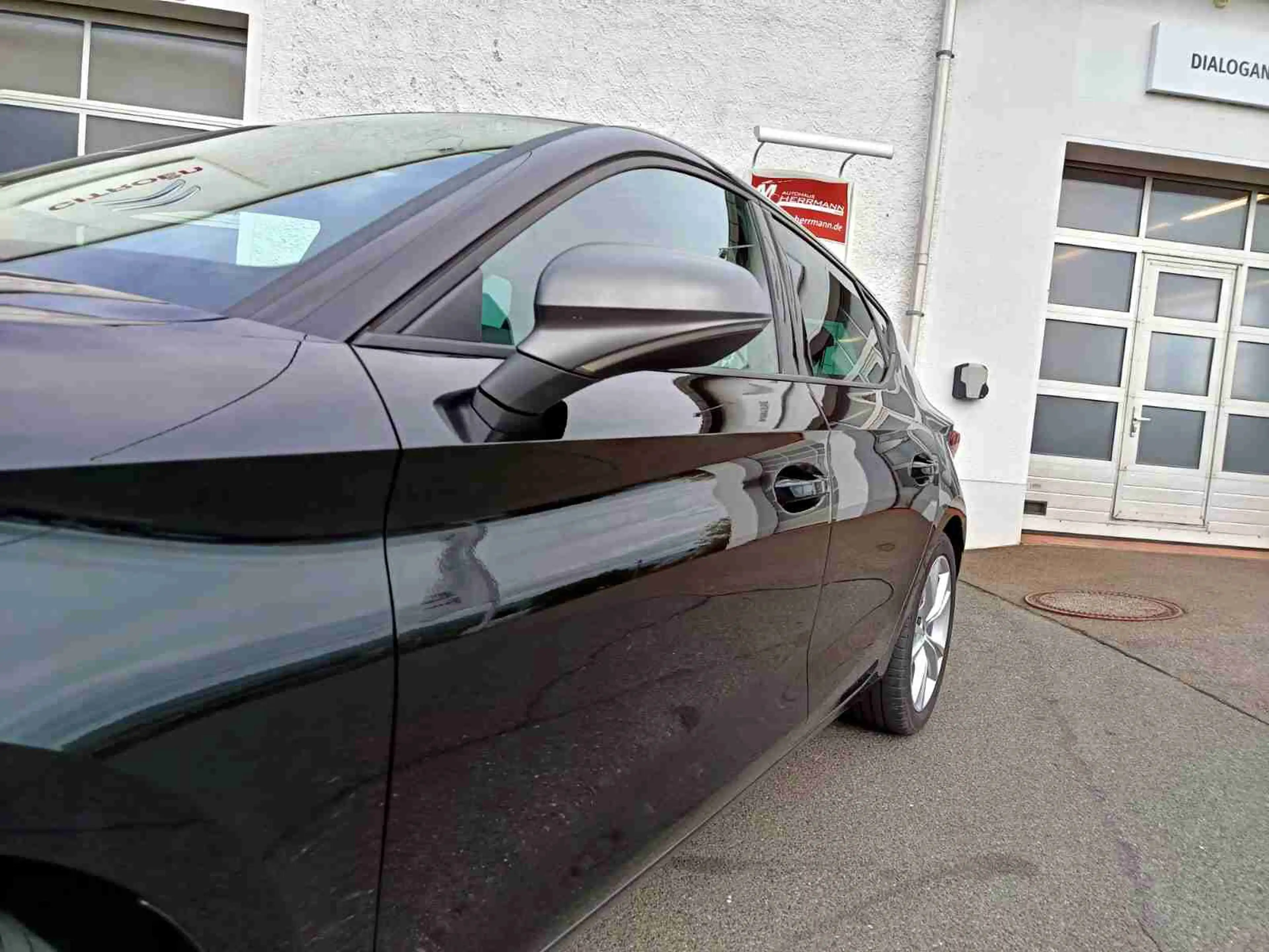 SEAT Leon Leon 1.5 TSI ACT FR — photo 3