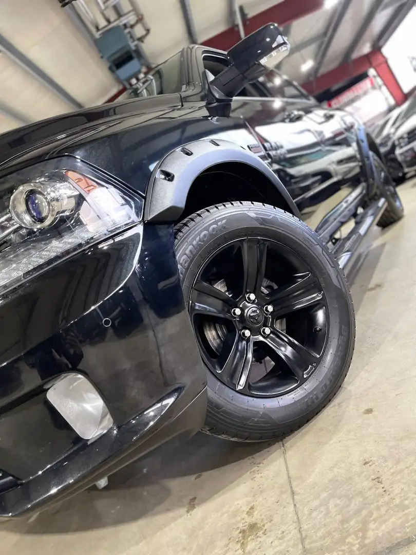 Dodge RAM SPORT+CREW+UNFALLFREI+D.FHZ+PRINS+RAMBOX+AHK+SHZ Černá - 2