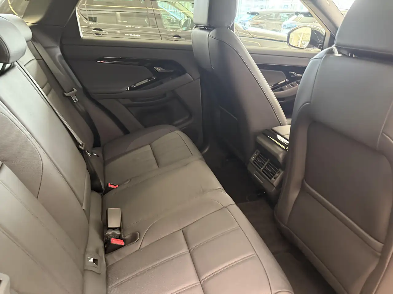 Land Rover Range Rover Evoque 2026