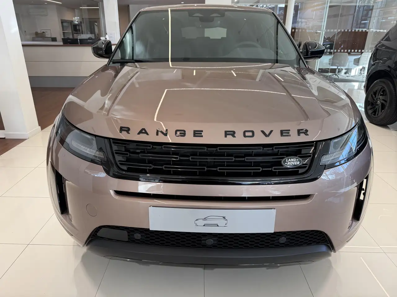 Land Rover Range Rover Evoque 2026 — фото 8