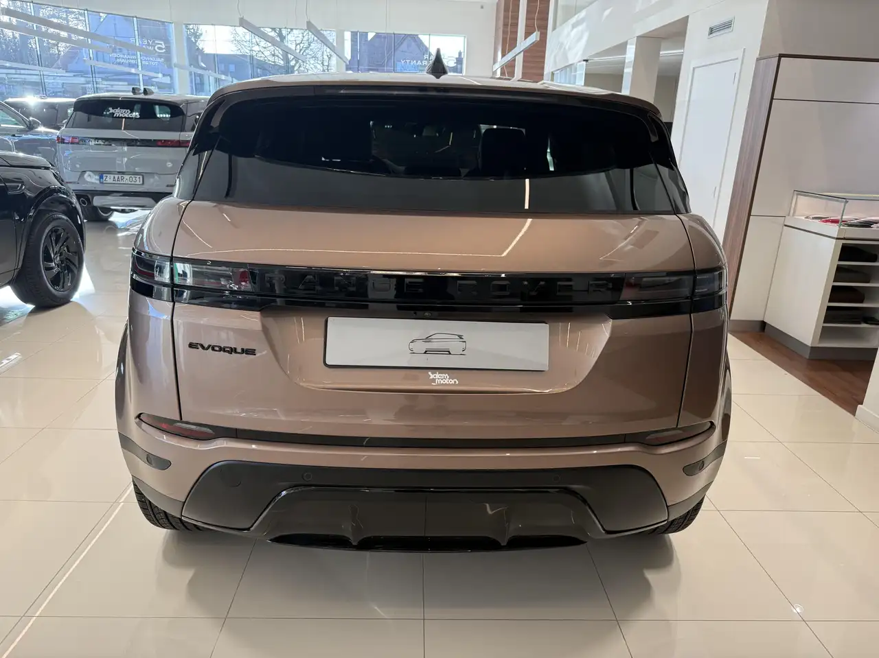 Land Rover Range Rover Evoque 2026 — фото 7
