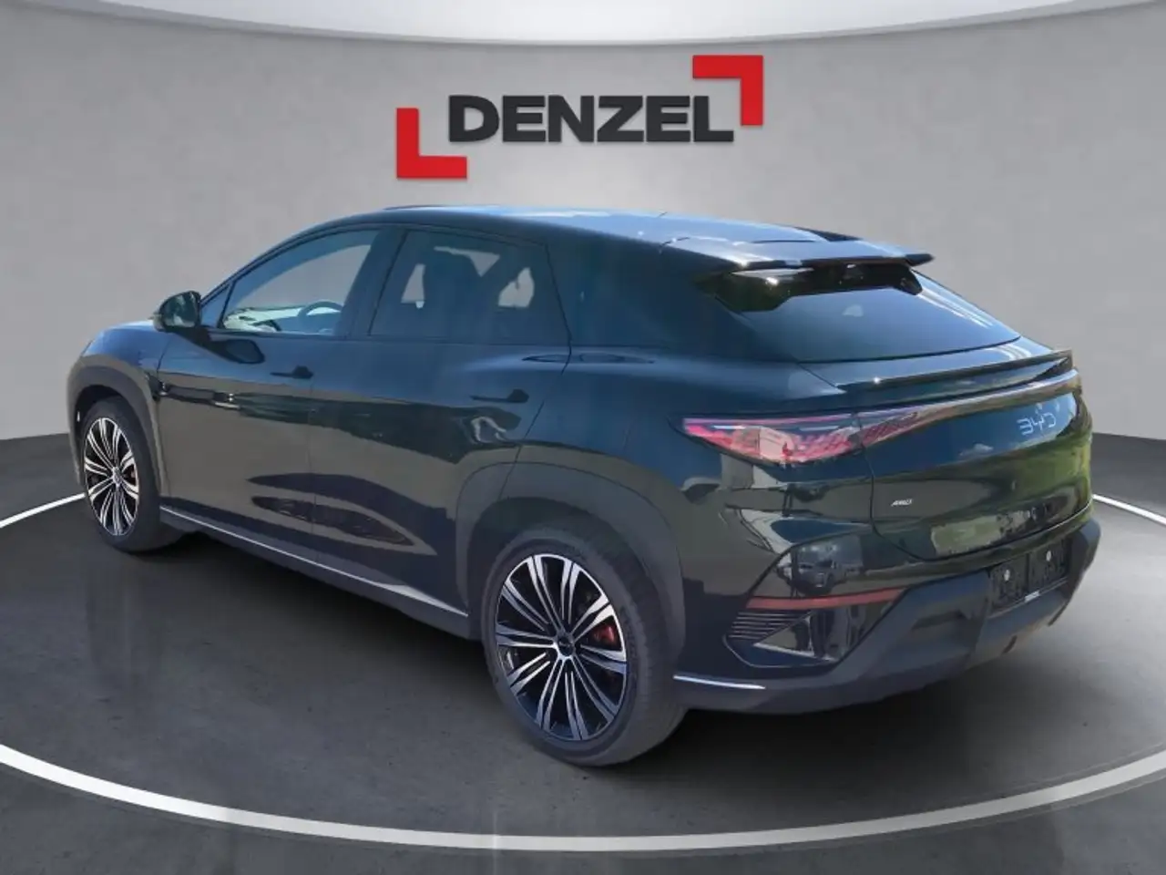 BYD SEALION 7