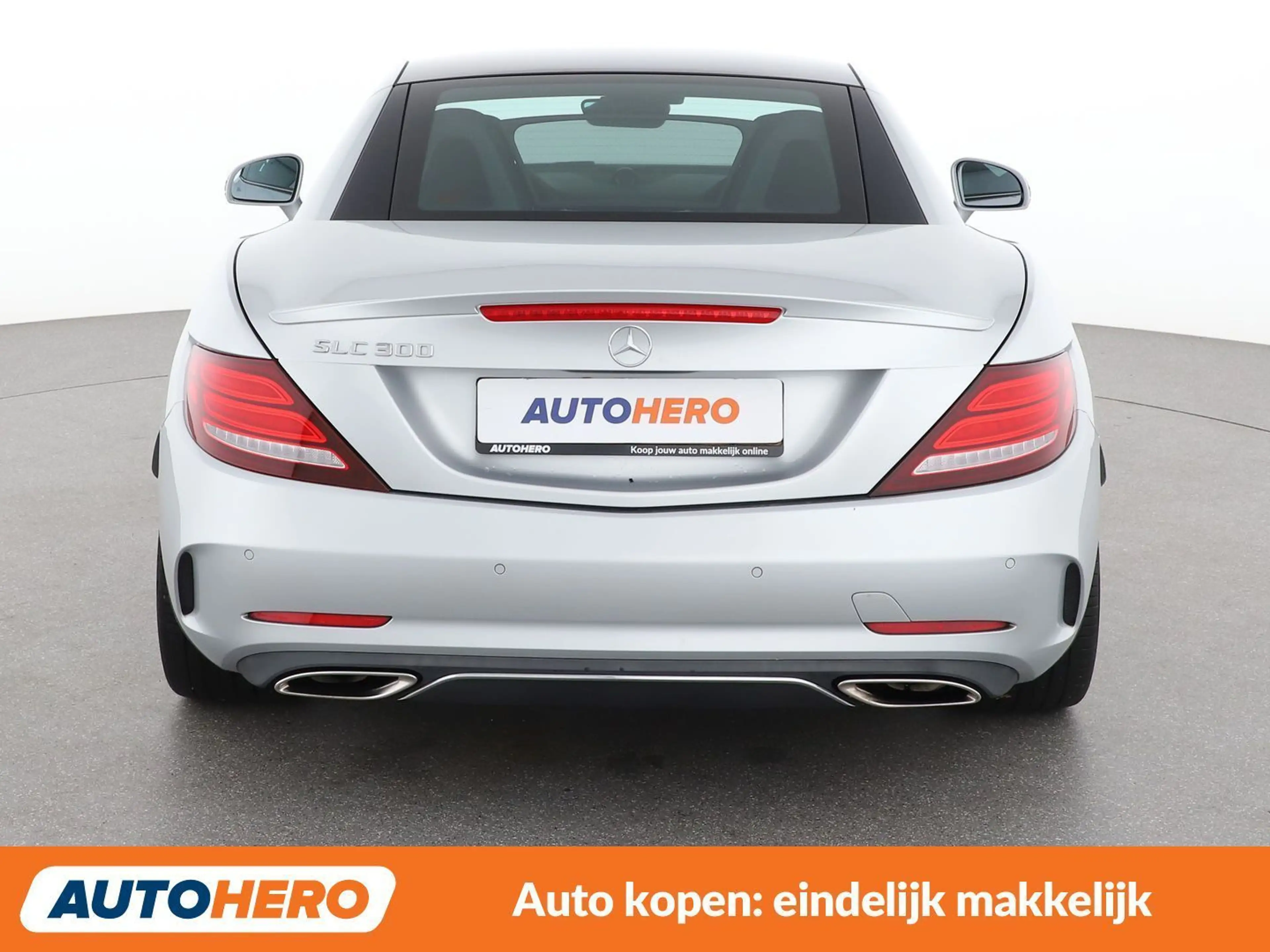 Mercedes-Benz SLC 300 SLC 300 AMG Line — photo 5