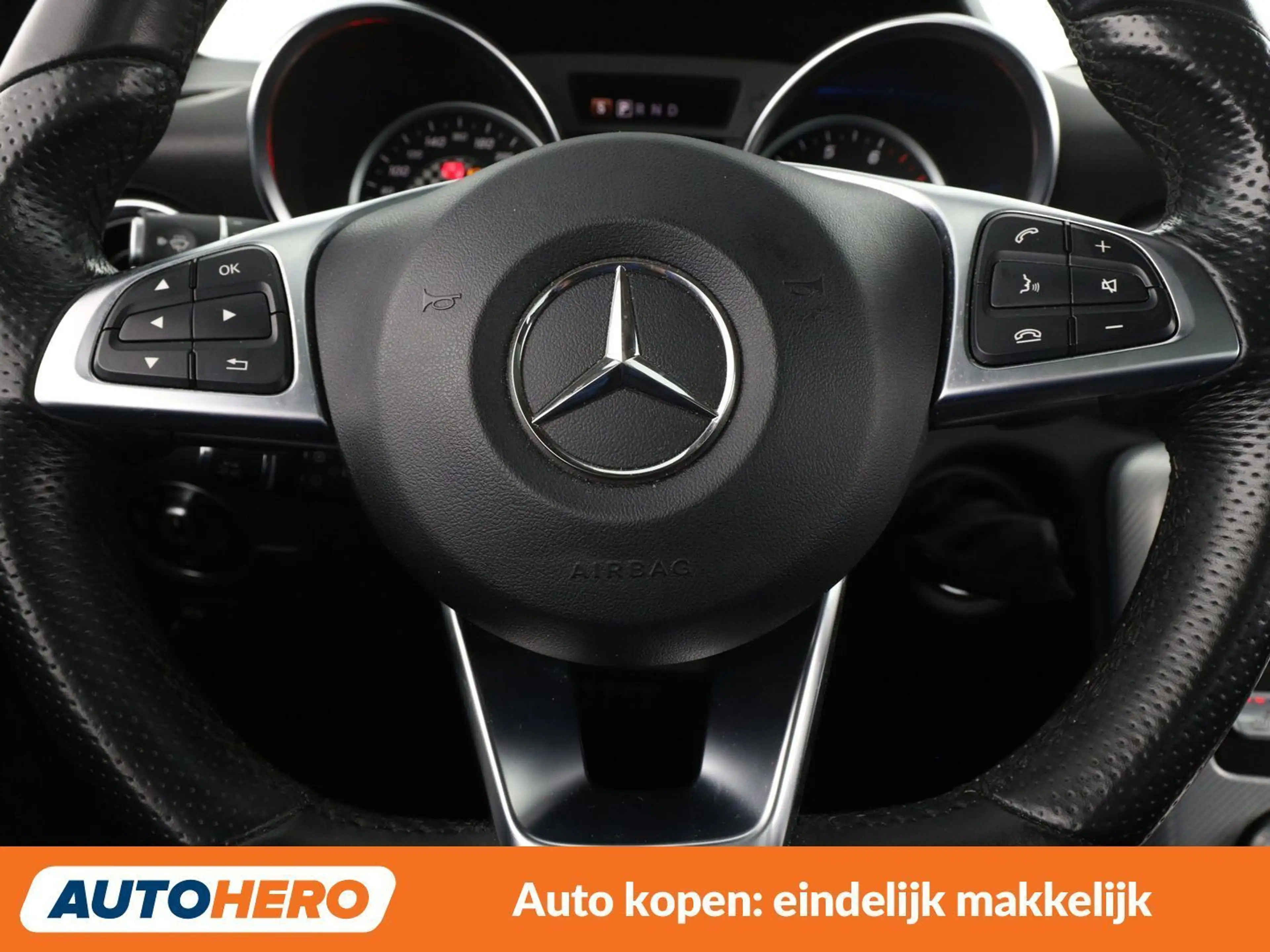 Mercedes-Benz SLC 300 SLC 300 AMG Line — photo 15