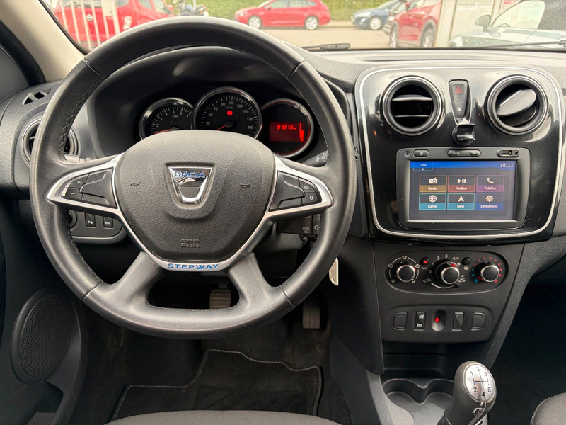 Dacia Sandero II Stepway Celebration*ERSTE HAND*KAMERA — photo 14