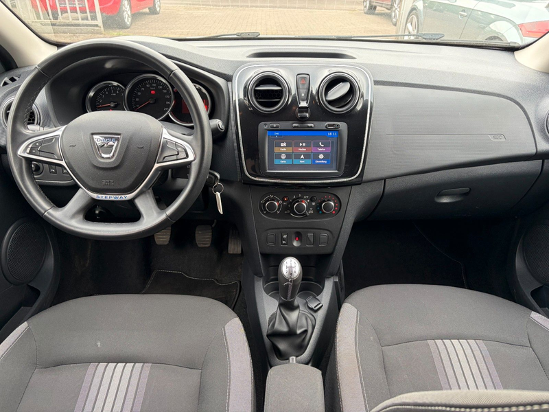 Dacia Sandero II Stepway Celebration*ERSTE HAND*KAMERA — photo 13