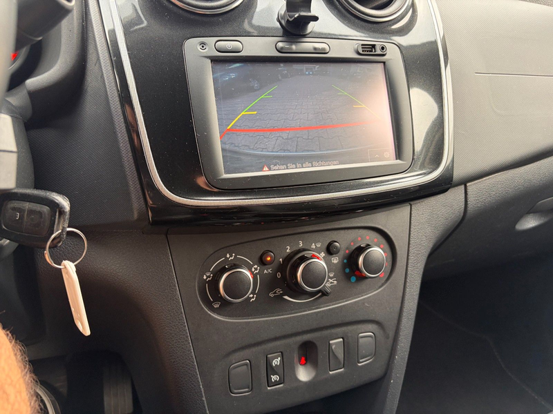 Dacia Sandero II Stepway Celebration*ERSTE HAND*KAMERA — photo 15