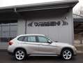 BMW X1 sDrive20i *X-LINE*BI-XENON*SITZHEIZUNG*PDC*18"ALU* Silber - thumbnail 2