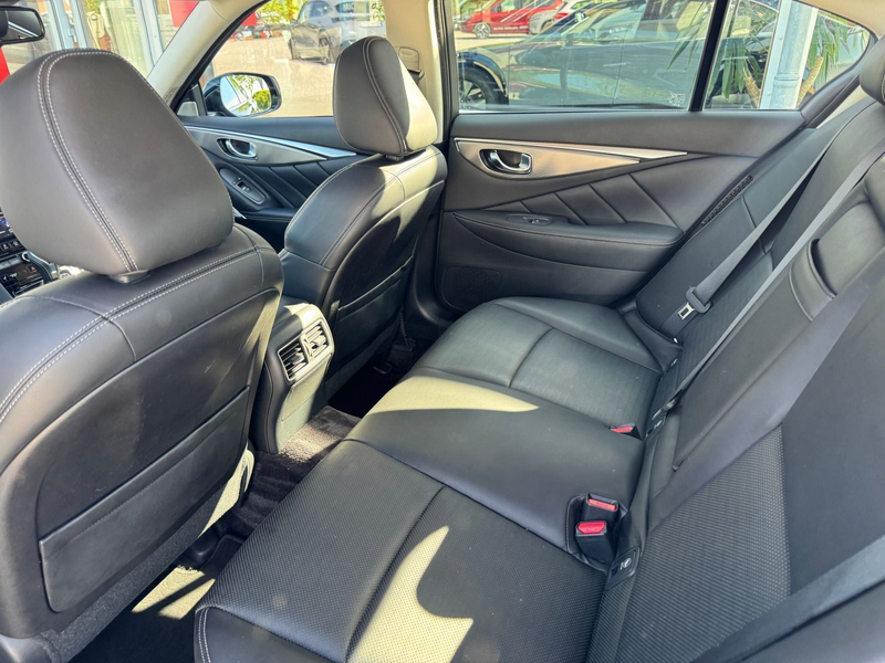 Infiniti Q50 Sport Tech Hybrid 3,5 V6 364 PS 4WD 7AT — photo 8