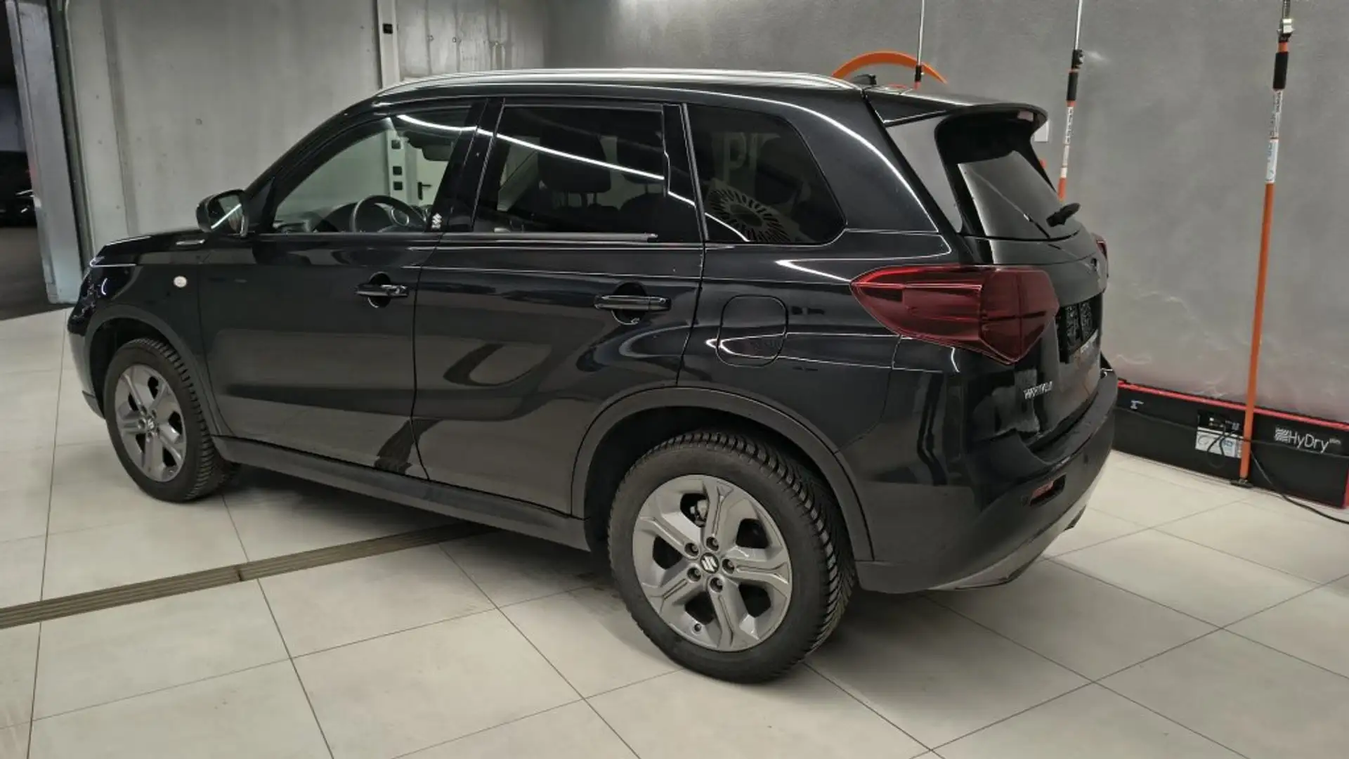 Suzuki Vitara 1.4 HYBRID ALLGRIP shine Schwarz - 2